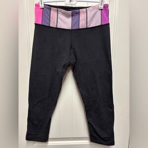 Lululemon Athletica Black Reversible Cropped Leggings with Pink Waistband
